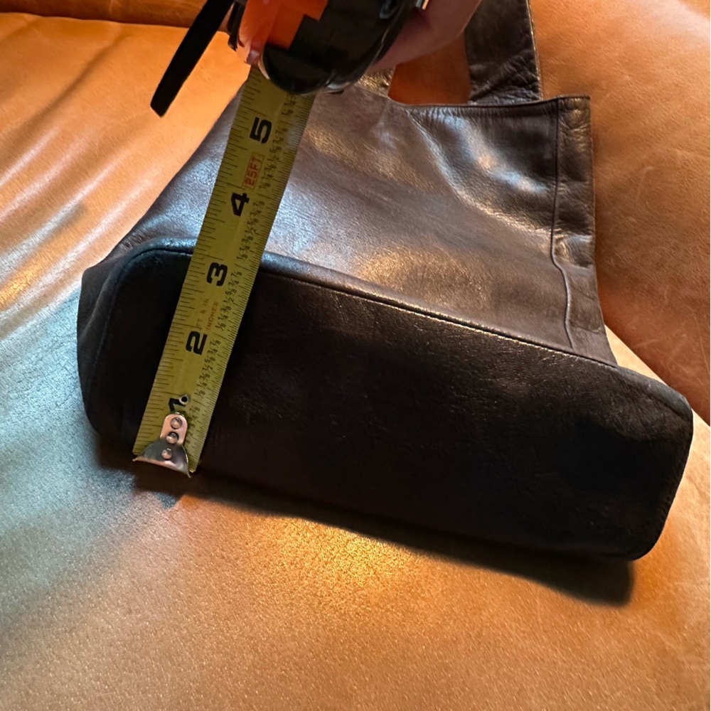 Vintage Helmut Lang Archive black leather asymmetrical one strap bag - Picture 11 of 11